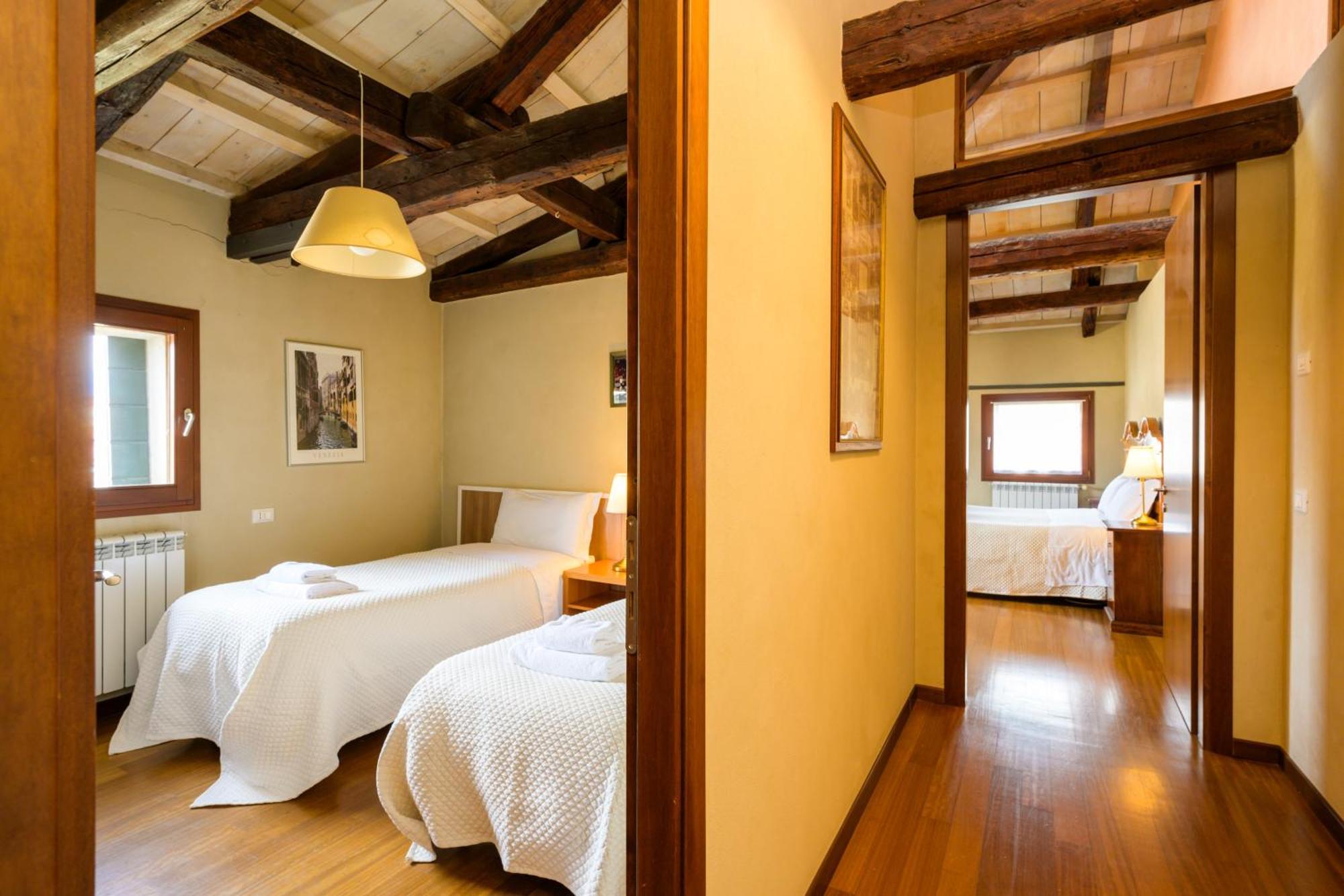 Ca' Turchette Apartment เวนิส ภายนอก รูปภาพ